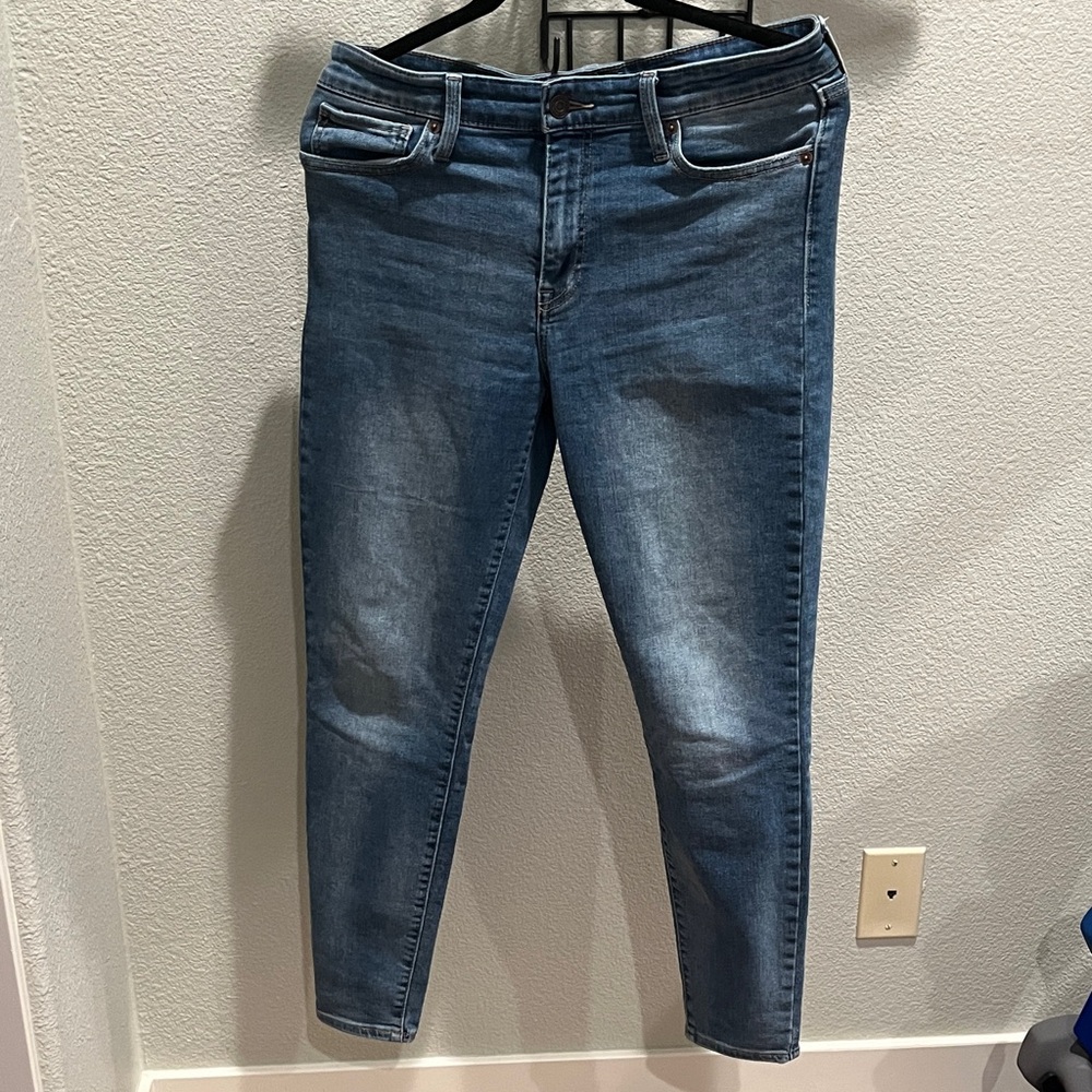 Lucky skinny jeans 10 ankle length inseam 27